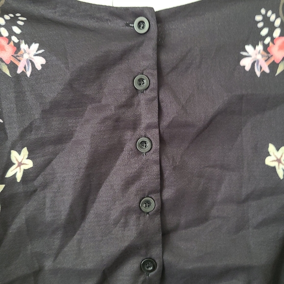 Test - Picture 1 of 1